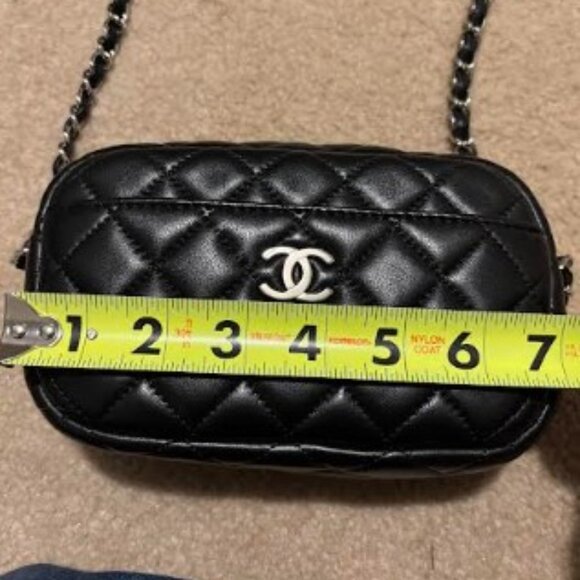 New CHANEL Camera Case Lambskin Black - Picture 9 of 10